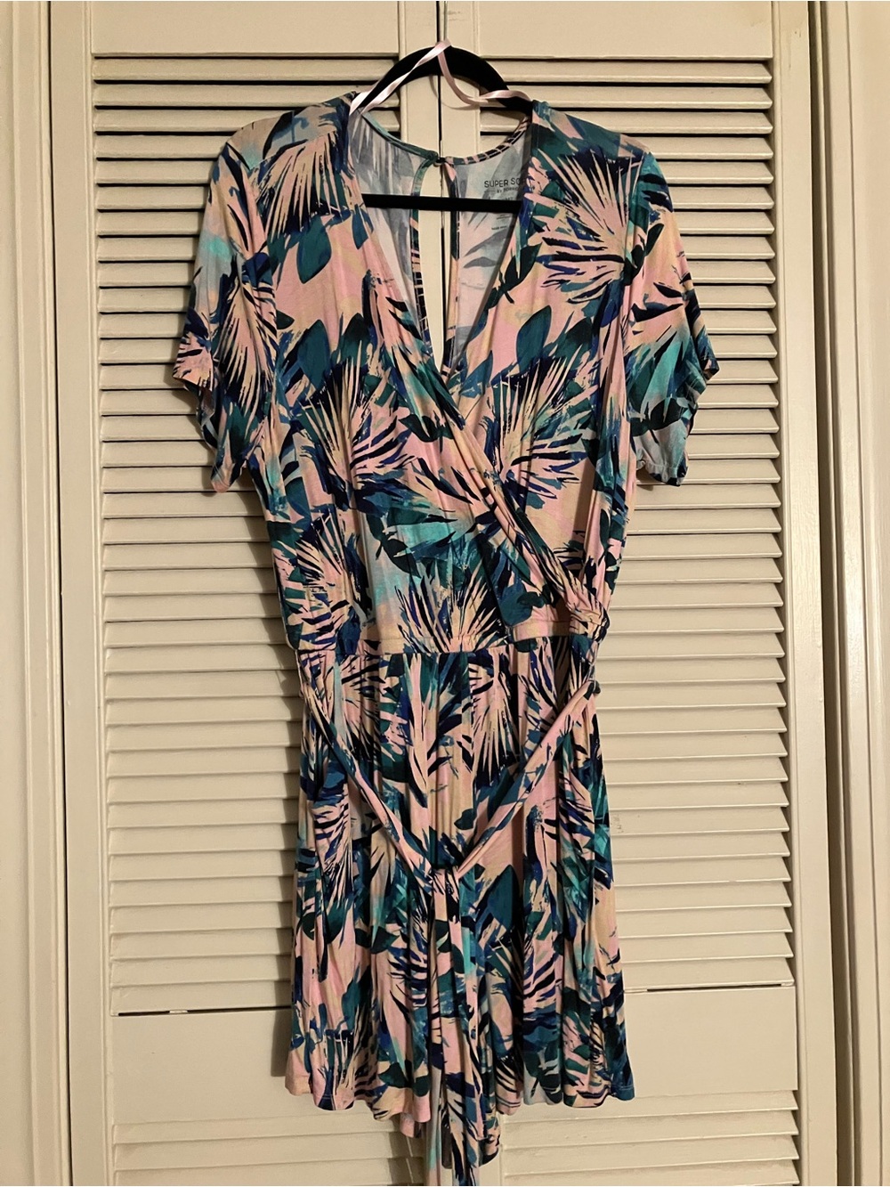 Torrid Size 1 (14-16) Super Soft Knit Peach, Teal & Black Romper Wrap-style top